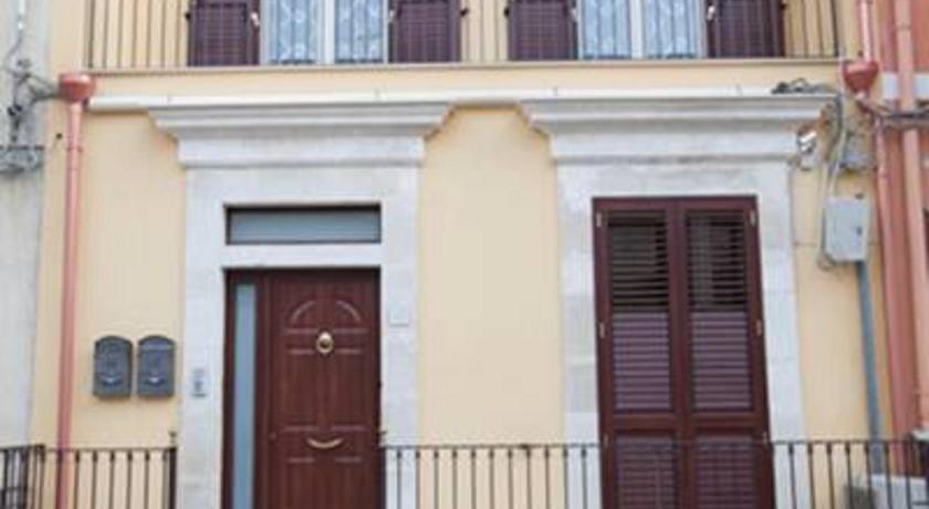 Casa Vacanza Nina Pozzallo Exterior foto